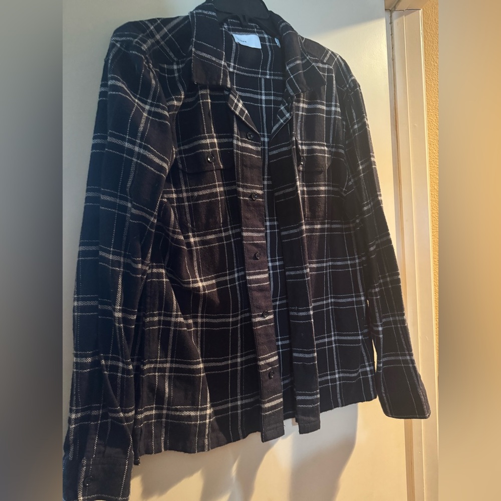 BLDWN Guetes Regular Fit Rust Plaid Button-Up Flannel Over-shirt in Black Plaid